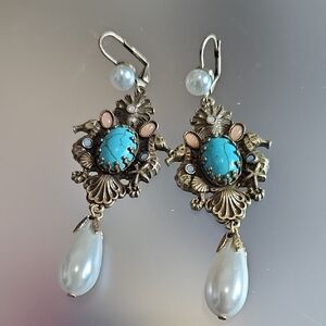 Gold Tone Faux Turq Drop Pierced Earrings